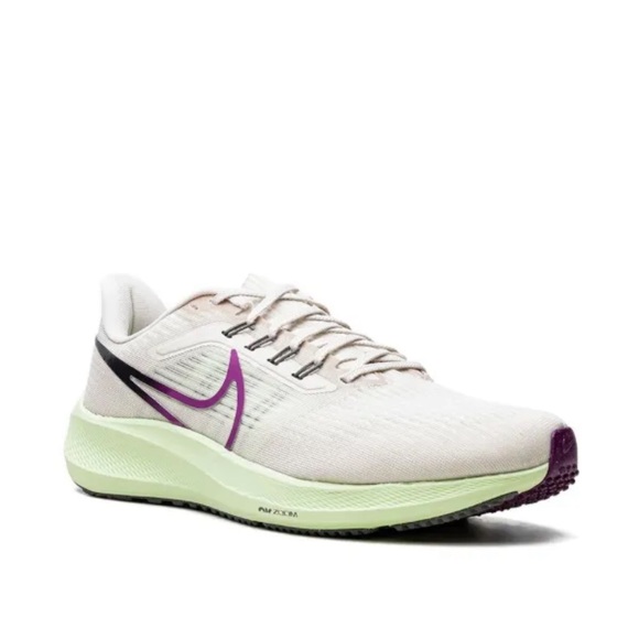 Nike Women's Athletic Shoes - Cream and Purple - Picture 1 of 4
